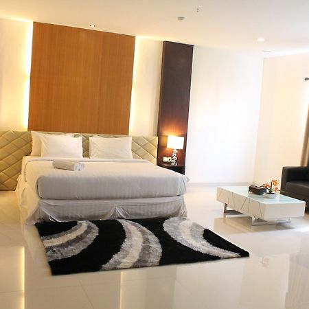 Ameera Hotel Pekanbaru Exteriér fotografie