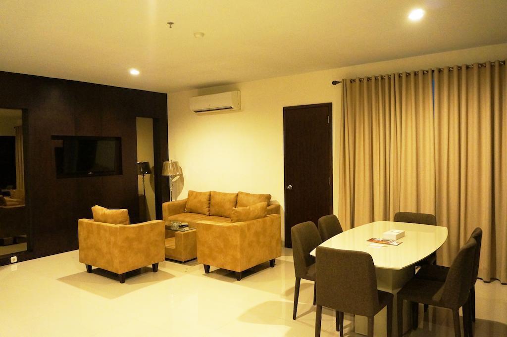 Ameera Hotel Pekanbaru Exteriér fotografie